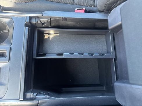 Used 2022 Ford F150 XLT w/ Equipment Group 302A High image 39