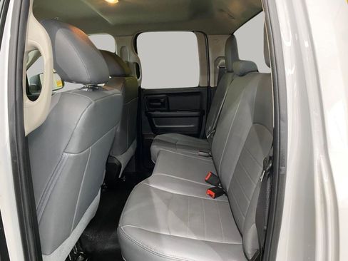 Used 2019 RAM 1500 Tradesman w/ Chrome Appearance Group AWD/4WD image 13