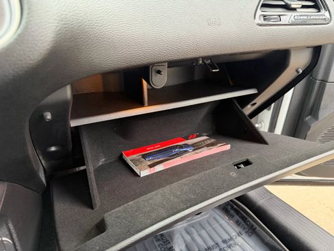 Used 2019 Dodge Challenger R/T w/ Plus Package image 31