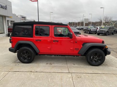 Used 2021 Jeep Wrangler Unlimited Sport image 2