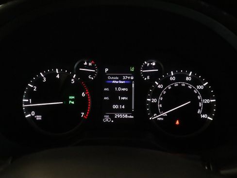 Used 2021 Lexus GX 460 Luxury w/ Sport Design Package image 23