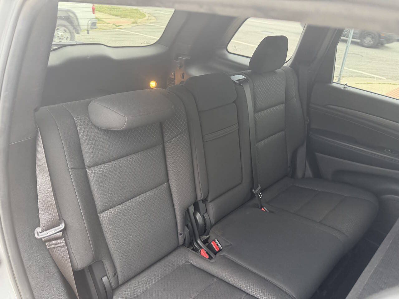 Used 2019 Jeep Grand Cherokee Laredo AWD/4WD image 18