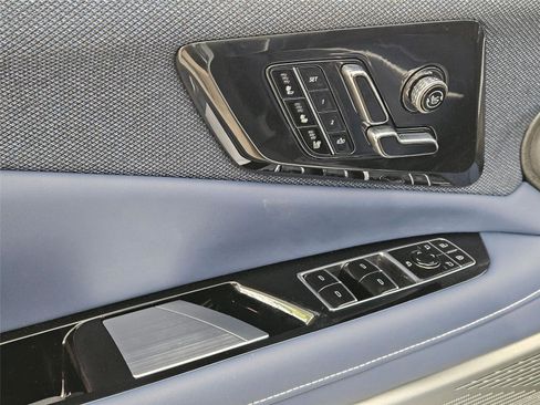 New 2026 Cadillac Optiq Sport 2 w/ LPO, Floor Liner Package AWD/4WD image 24