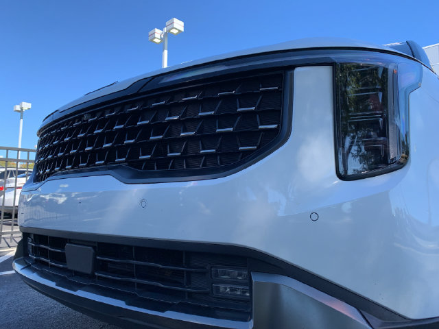Used 2025 Kia Carnival SX Prestige FWD image 30