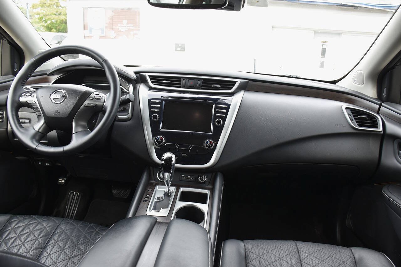Used 2020 Nissan Murano Platinum w/ Cargo Package FWD image 12