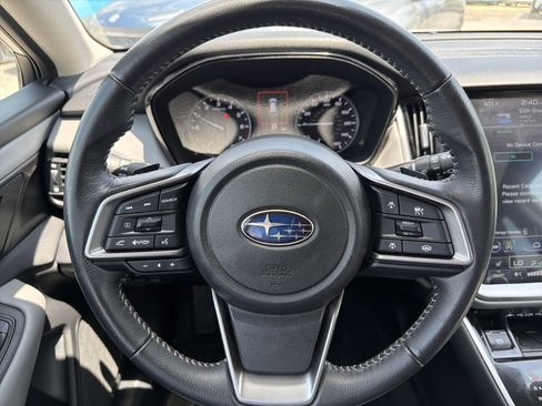 Used 2023 Subaru Outback Premium AWD/4WD image 5