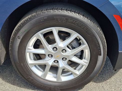 Used 2024 Chevrolet Equinox LT w/ LPO, Floor Liner Package image 9