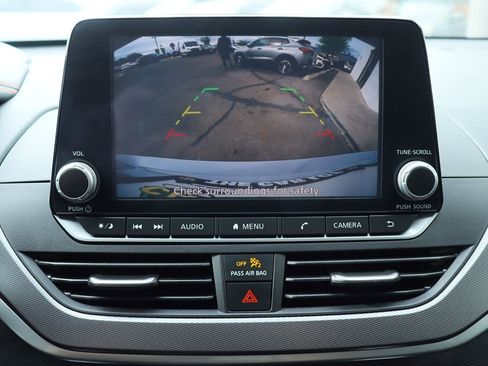 Used 2023 Nissan Altima 2.5 SR image 49