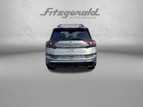 Used 2026 Nissan Rogue Platinum w/ Platinum Premium Package image 6