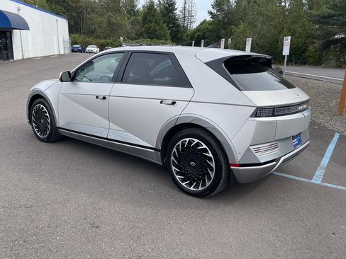 Certified 2024 Hyundai Ioniq 5 Limited AWD/4WD image 3
