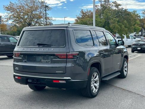 Used 2022 Jeep Wagoneer Series II image 3