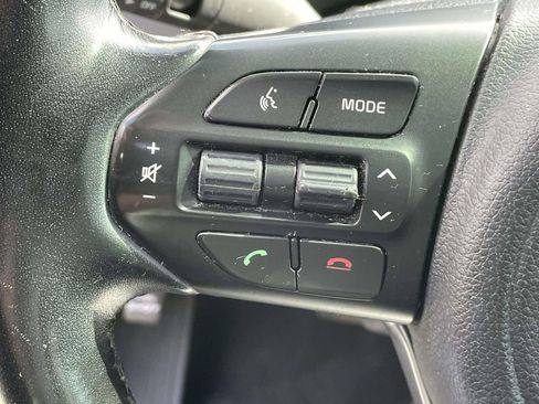 Used 2016 Kia Sorento SX image 22