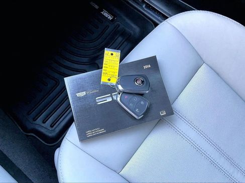 Used 2016 Cadillac SRX Performance w/ Driver Awareness Package image 11