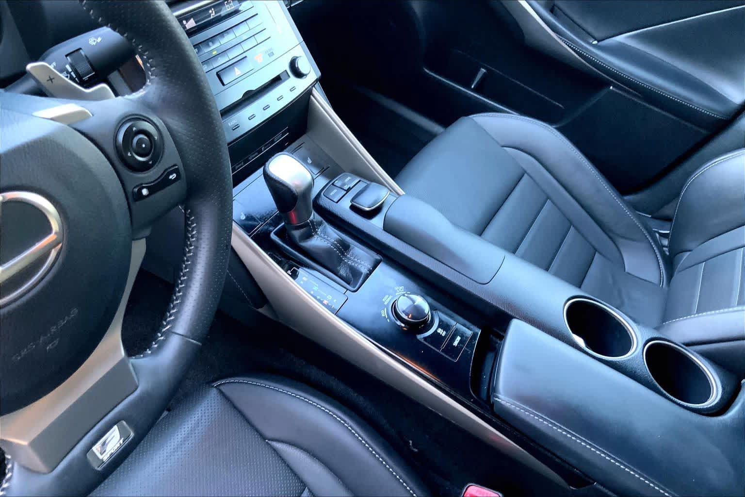 Used 2014 Lexus IS 350 w/ F Sport Package RWD image 17