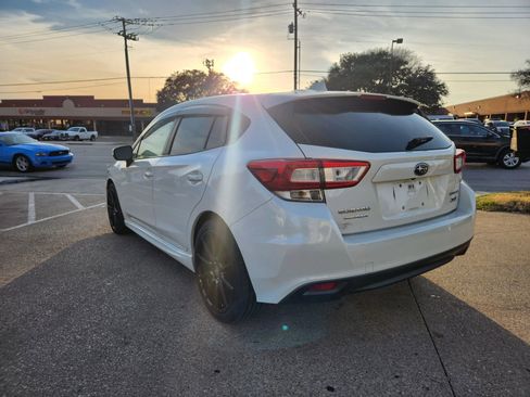 Used 2018 Subaru Impreza 2.0i Sport image 3