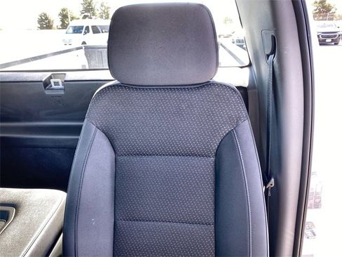 Used 2025 Chevrolet Silverado 1500 W/T image 23