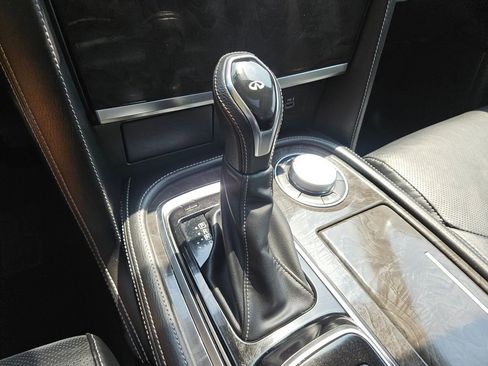Used 2024 INFINITI QX80 Luxe AWD/4WD image 29