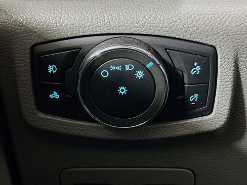 Used 2020 Ford F150 XLT w/ Equipment Group 302A Luxury image 10