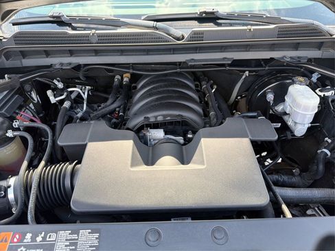 Used 2019 Chevrolet Silverado 1500 LT AWD/4WD image 12