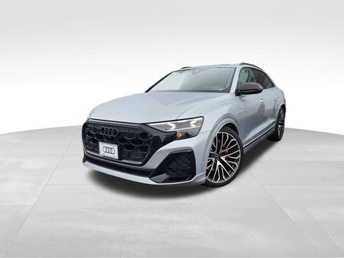 Used 2024 Audi SQ8 Prestige AWD/4WD image 3