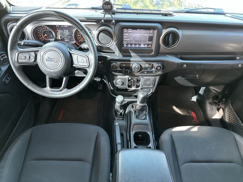 Used 2018 Jeep Wrangler Unlimited Sport S AWD/4WD image 19