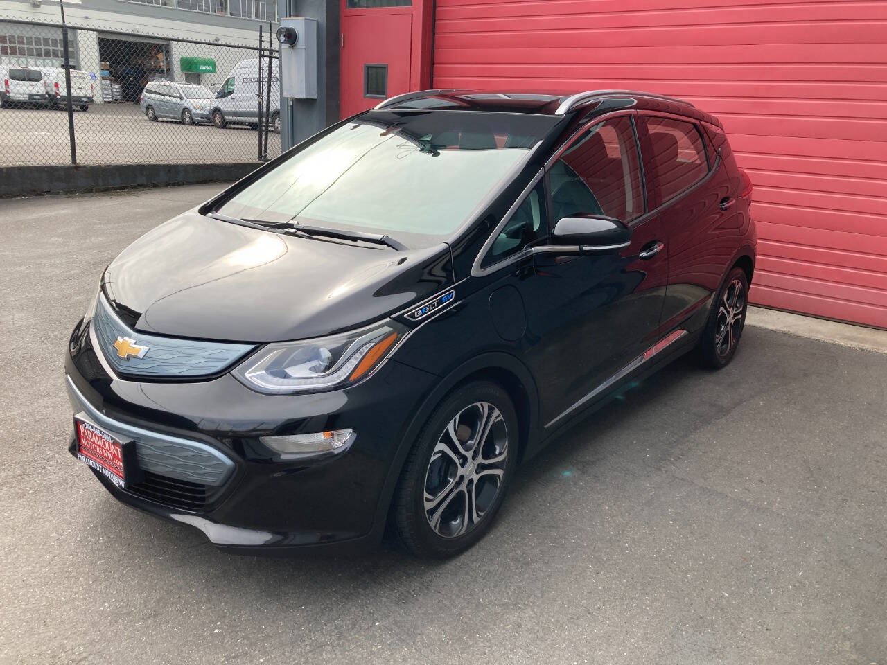 Used 2017 Chevrolet Bolt Premier w/ Driver Confidence II Package FWD image 7