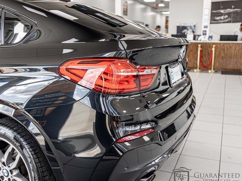 Used 2017 BMW X4 M40i w/ Technology Package AWD/4WD image 12
