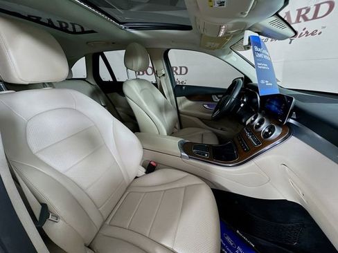 Used 2020 Mercedes-Benz GLC 300 image 32
