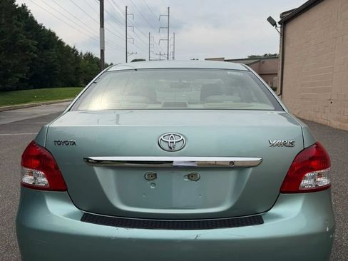 Used 2010 Toyota Yaris Sedan FWD image 6