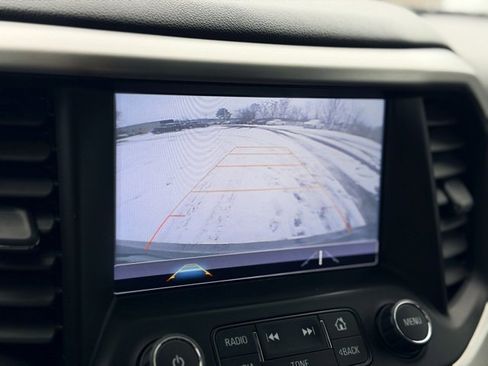 Used 2019 GMC Acadia SLT w/ Black Edition image 14