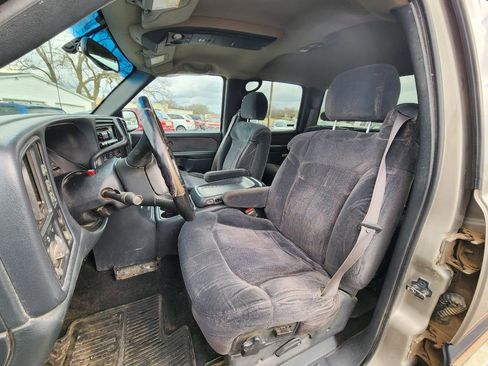 Used 2001 Chevrolet Silverado 2500 LS image 14