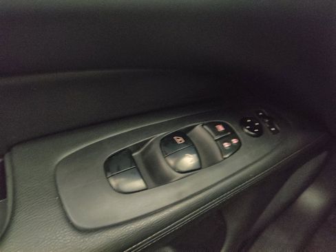 Used 2020 Nissan Pathfinder SV AWD/4WD image 27