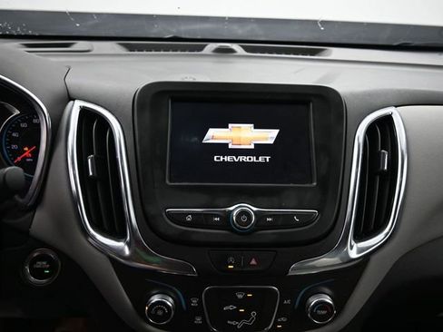 Used 2023 Chevrolet Equinox LT image 22
