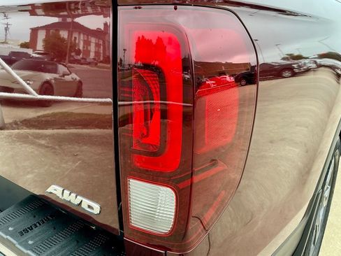 Used 2018 Honda Ridgeline RTL-E image 16