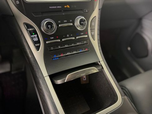 Used 2019 Lincoln Nautilus Reserve image 28