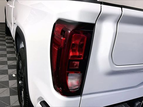 Used 2023 GMC Sierra 1500 Elevation RWD image 29