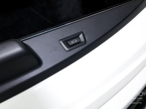 Used 2026 Rolls-Royce Cullinan AWD/4WD image 28