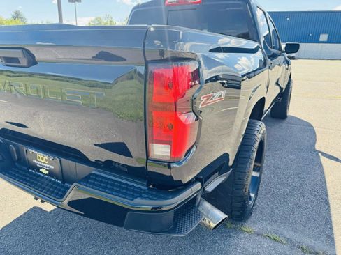 Used 2023 Chevrolet Colorado Z71 image 19