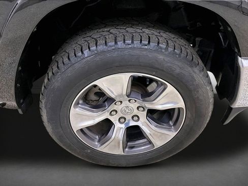 Used 2020 RAM 1500 Laramie image 30