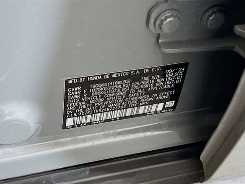 Used 2025 Honda HR-V Sport image 26