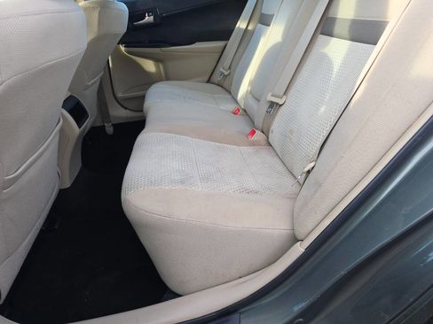 Used 2013 Toyota Camry LE image 19