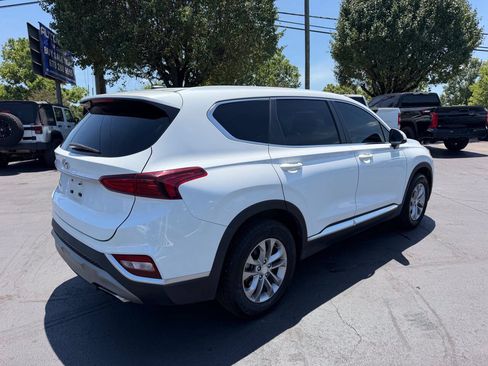 Used 2019 Hyundai Santa Fe SE FWD image 4