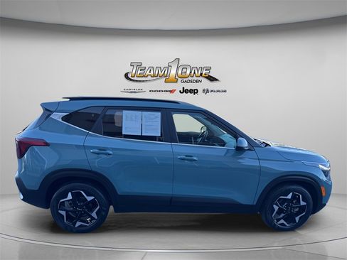 Used 2024 Kia Seltos EX image 8