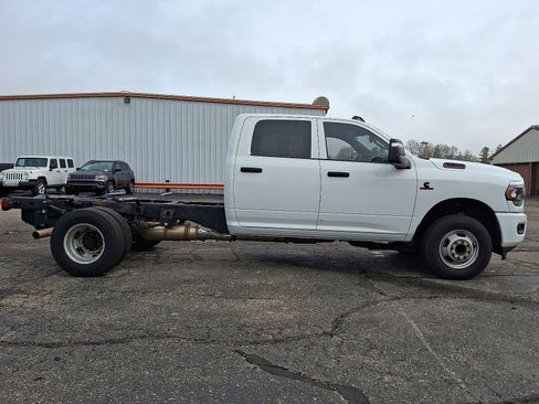 Used 2023 RAM 3500 Tradesman w/ Max Tow Package AWD/4WD image 24