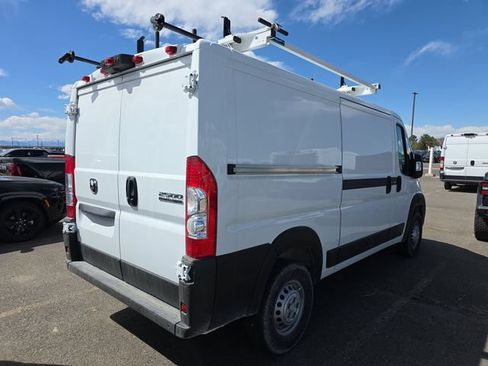 Used 2025 RAM ProMaster 2500 w/ Safety Group FWD image 2