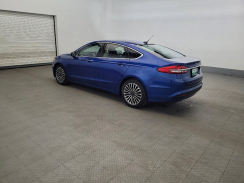 Used 2018 Ford Fusion SE w/ Fusion SE Technology Package FWD image 3