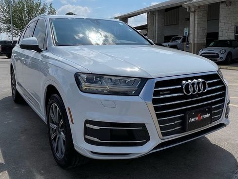 Used 2017 Audi Q7 2.0T Premium Plus w/ Premium Plus Package AWD/4WD image 3