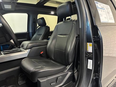 Used 2019 Ford F250 Lariat w/ Lariat Ultimate Package AWD/4WD image 8