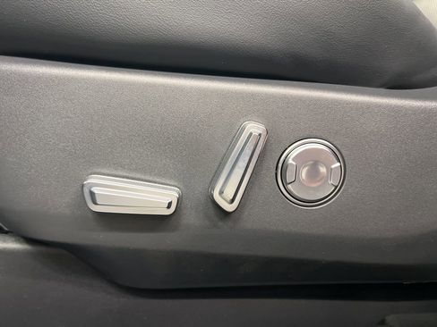 New 2026 Lincoln Nautilus Premier w/ Equipment Group 102A image 28