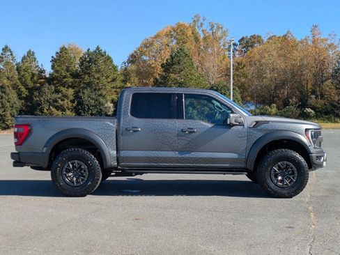 Certified 2022 Ford F150 Raptor w/ Raptor 37 Performance Package image 3